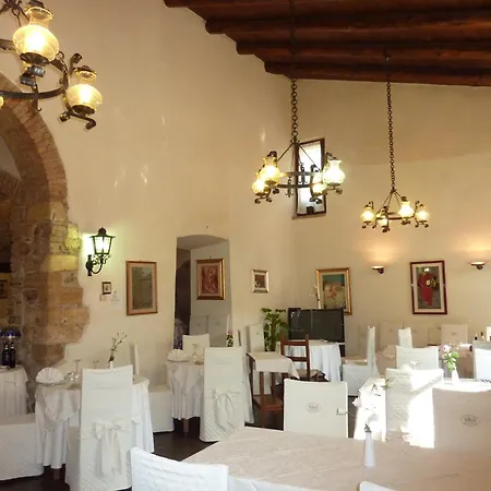 Otel La Rocca Narni