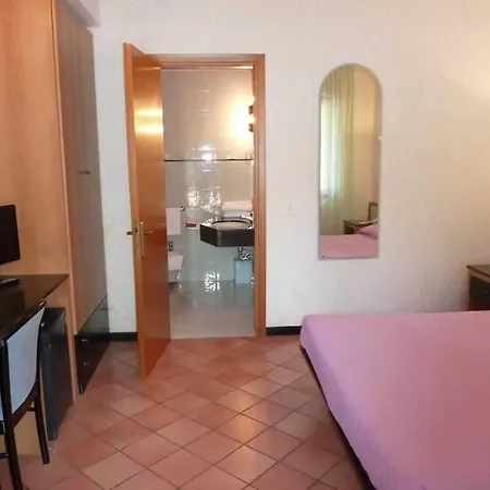 Otel La Rocca 3*