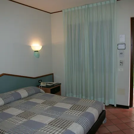 Hotel La Rocca 3*