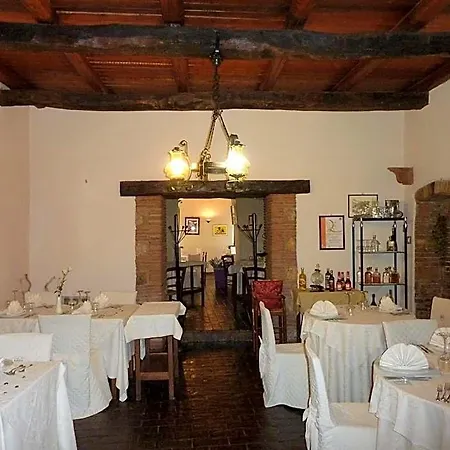 La Rocca Hotel 3*