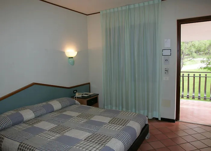 فندق La Rocca 3*