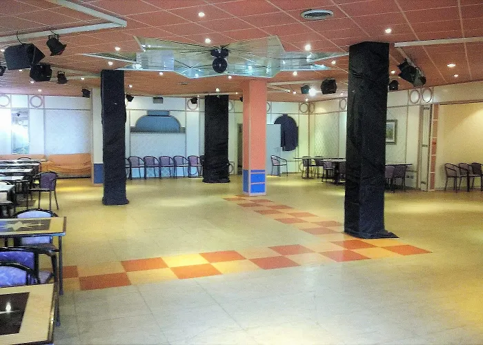 La Rocca 3* نارني